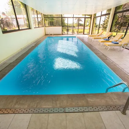 Hotel Chateau De 4*
