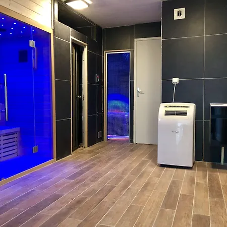 Hotel Chateau De 4*