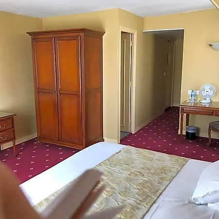 Chateau De Hotel Sancy-lès-Meaux