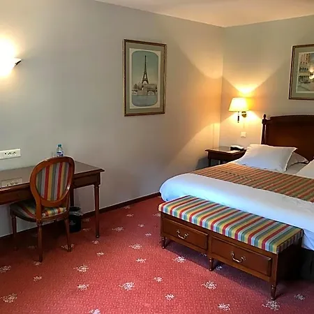 Hotel Chateau De Sancy-lès-Meaux