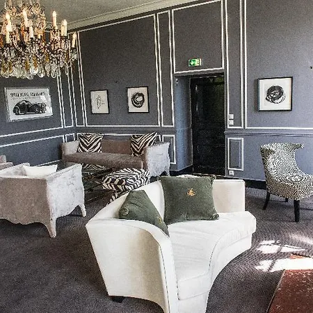 Chateau De Hotel 4*