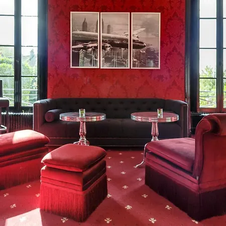 Chateau De Hotel Sancy (Seine-et-Marne)