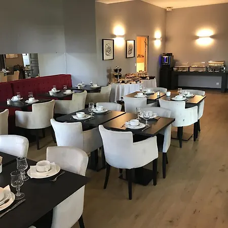 Chateau De Hotel Sancy-lès-Meaux