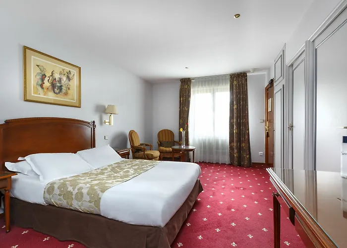 Chateau De Hotel Sancy-lès-Meaux